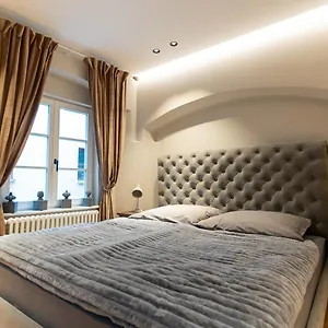 Apartment Traumhafte Und Hochwertige Stadtwohnung Im Zentrum Augsburgs 